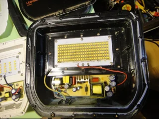 تعمیر پروژکتور LED
